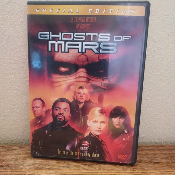 John Carpenters Ghosts of Mars (DVD, 2014) Pre-Owned Tested Working Good Movie - Picture 1 of 2